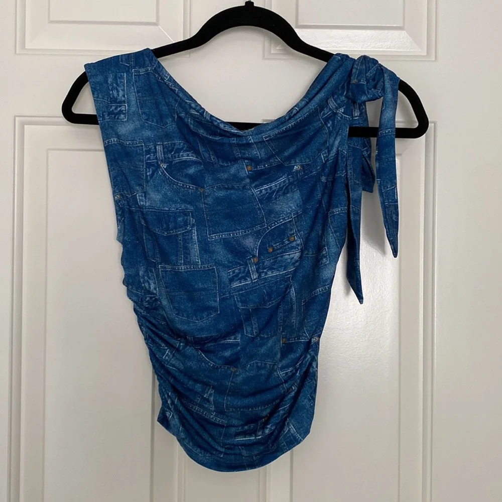 Forever 21 - Blue Denim Graphic Pattern One Side Tie Shoulder Tank Top Blouse - Picture 6 of 7